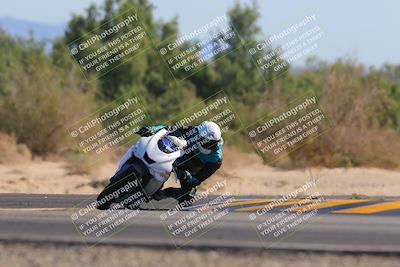 media/Nov-06-2022-SoCal Trackdays (Sun) [[208d2ccc26]]/Turn 7 Set 2 (1050am)/